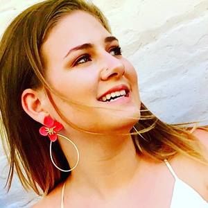 Meet your Posher, Sydney